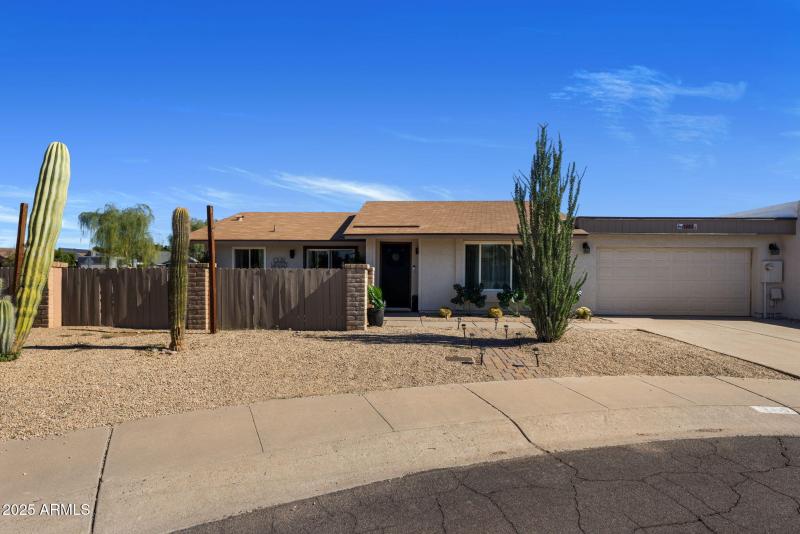 31-web-or-mls-IMG_4627 copy (2)