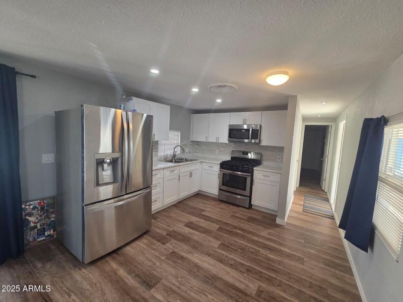 WhatsApp Image 2025-11-07 at 11.21.43_cd