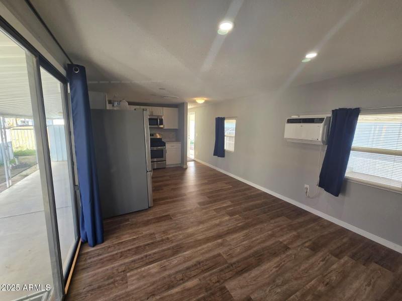 WhatsApp Image 2025-11-07 at 11.21.43_e0