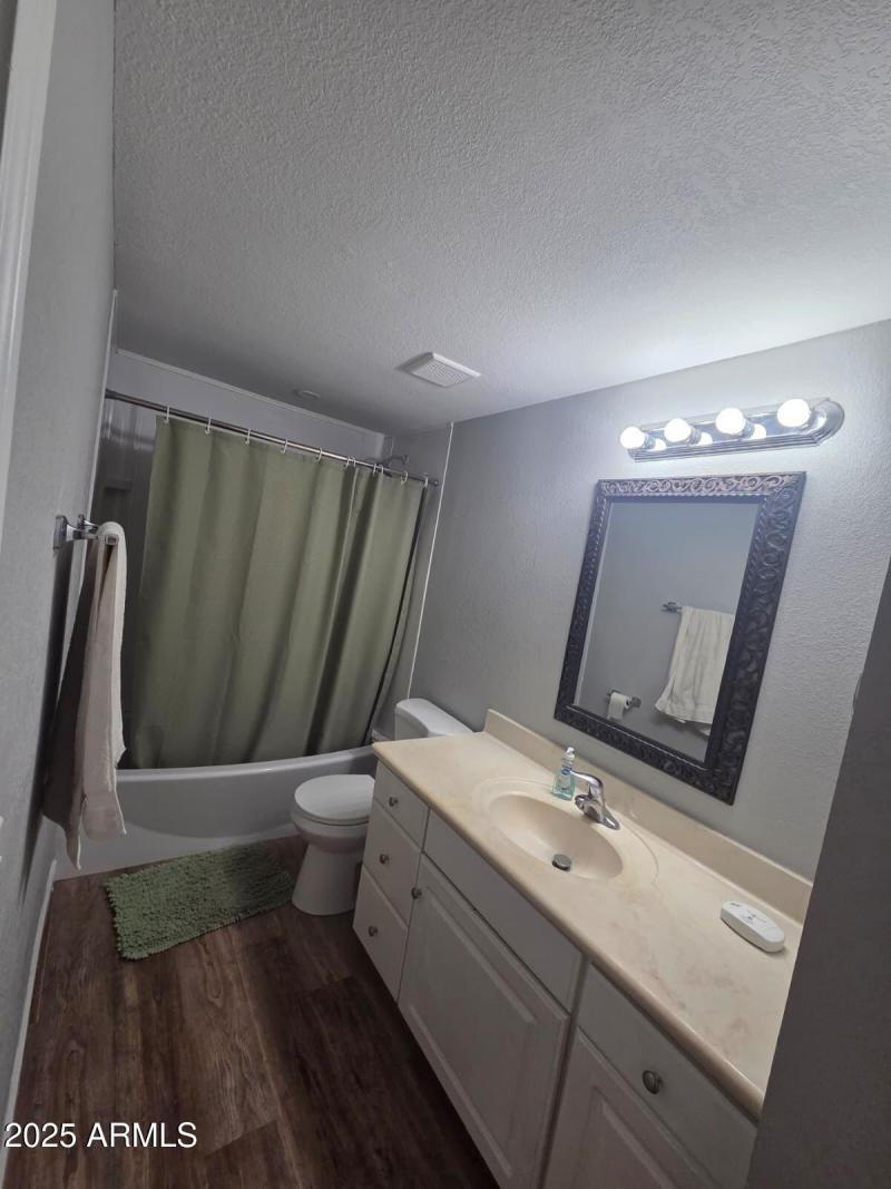 WhatsApp Image 2025-11-07 at 11.21.45_d8