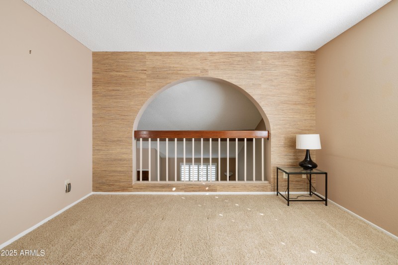 Upstairs_Office_Den_Photo_2