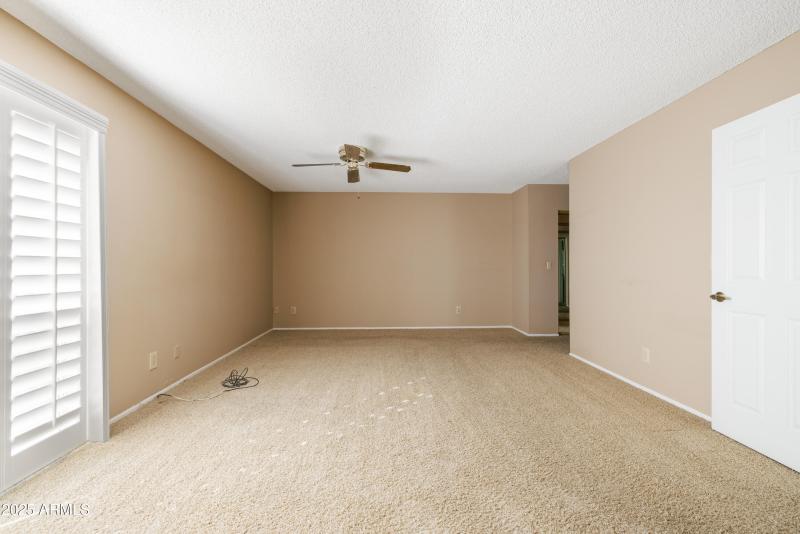 Primary_Bedroom_Photo_1