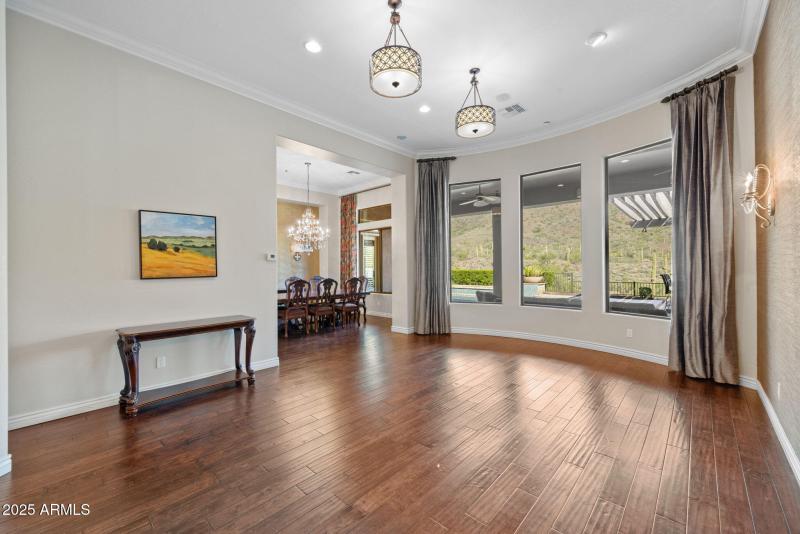 2424 W Shinnecock Ct