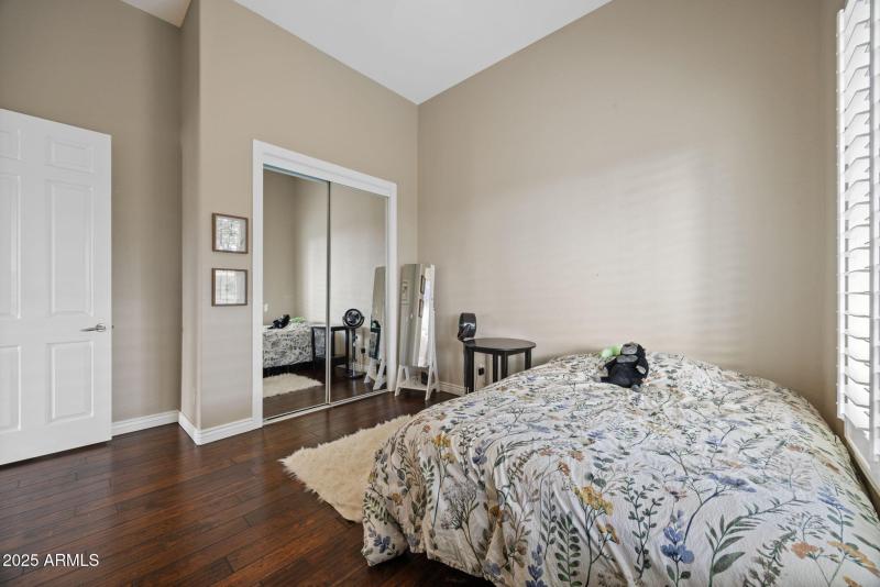 2424 W Shinnecock Ct