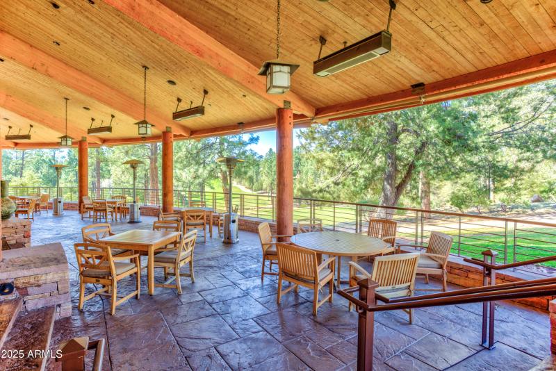 Clubhouse Outdoor Seating