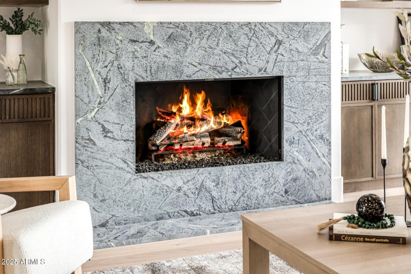 19 - Del Paisano Calle