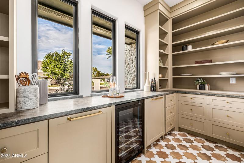 28 - Del Paisano Calle