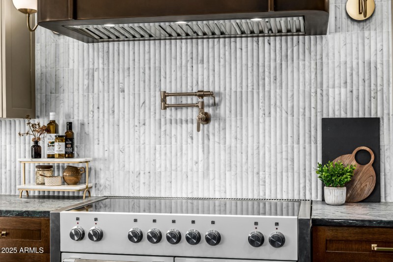 29 - Del Paisano Calle