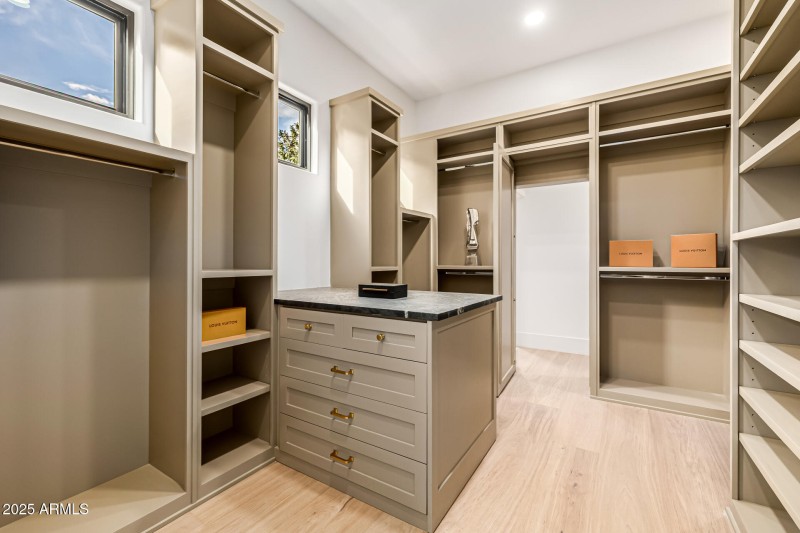 41 - Del Paisano Calle