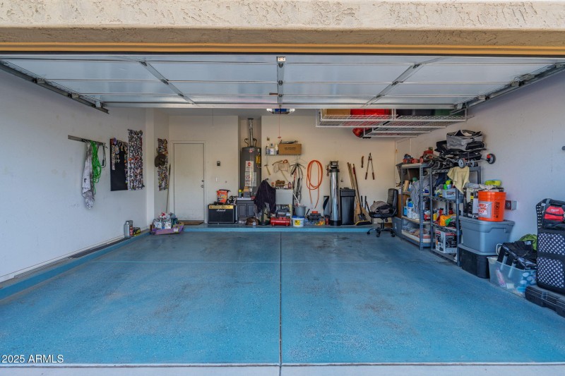 44-web-or-mls-36153 W Merced St-44