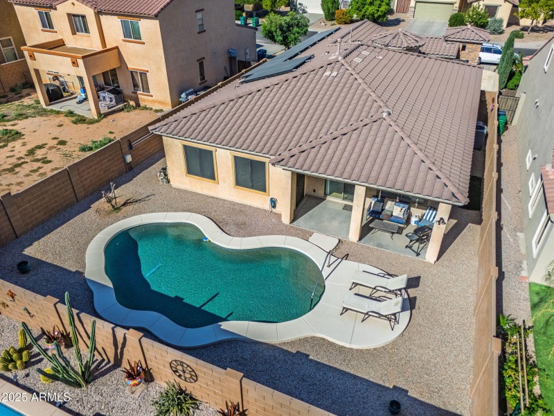 55-web-or-mls-36153 W Merced St-55