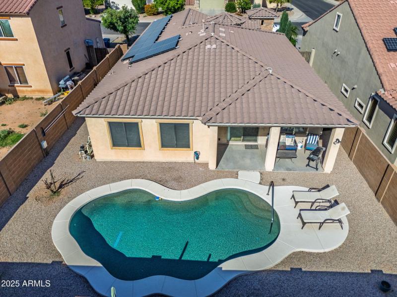 56-web-or-mls-36153 W Merced St-56