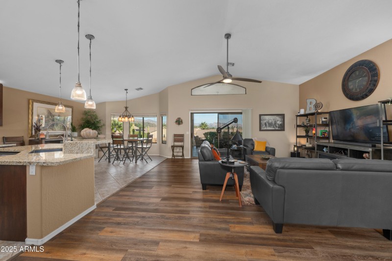 6377-S-Kiva-Circle-12