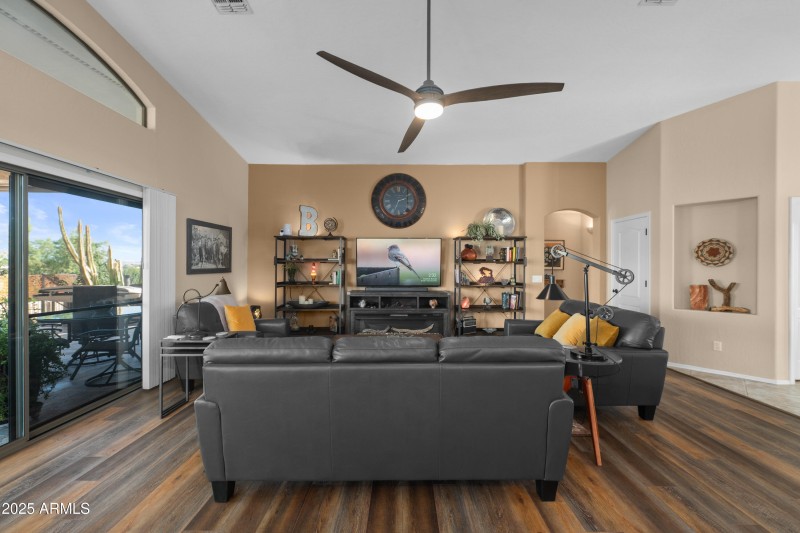 6377-S-Kiva-Circle-16