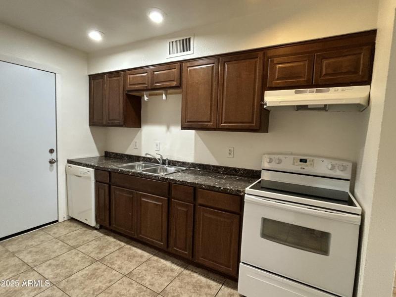 7814 E Heatherbrae Unit A