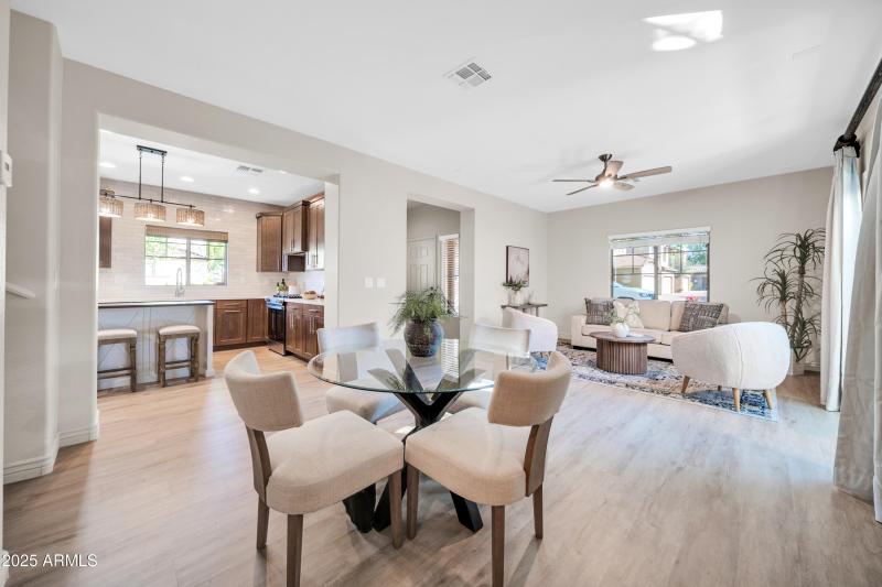 3702 W McCauley Ct-10