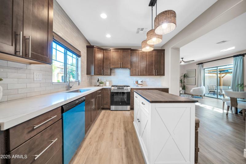 3702 W McCauley Ct-13