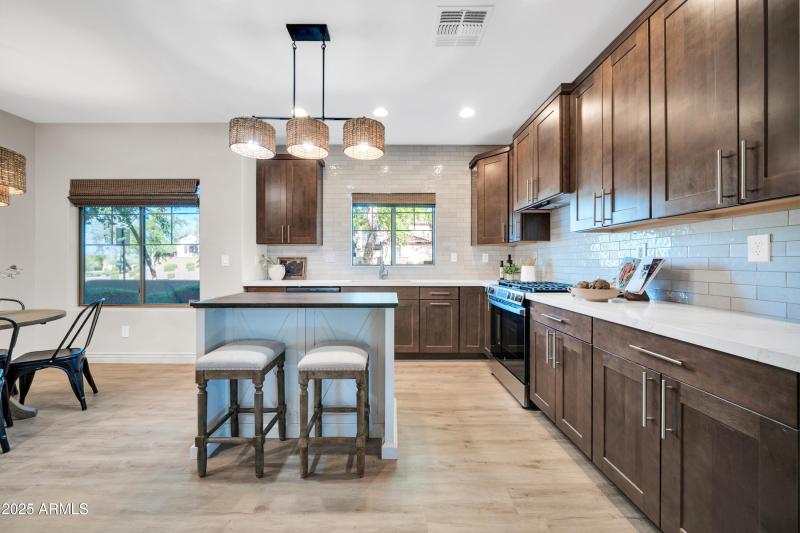 3702 W McCauley Ct-18