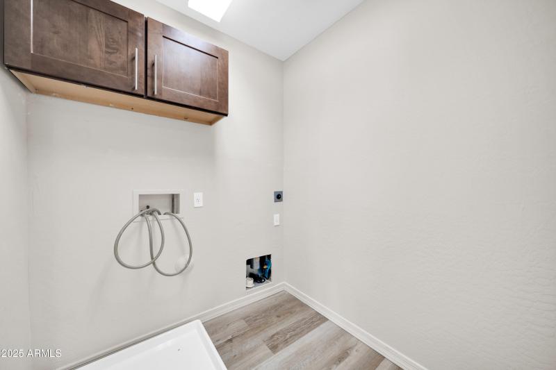 3702 W McCauley Ct-29