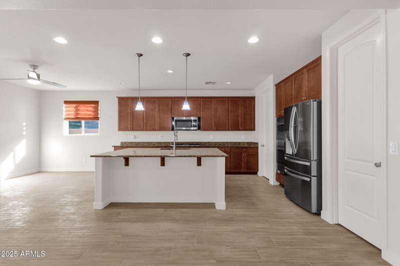 14-web-or-mls-15360-w-corrine-dr