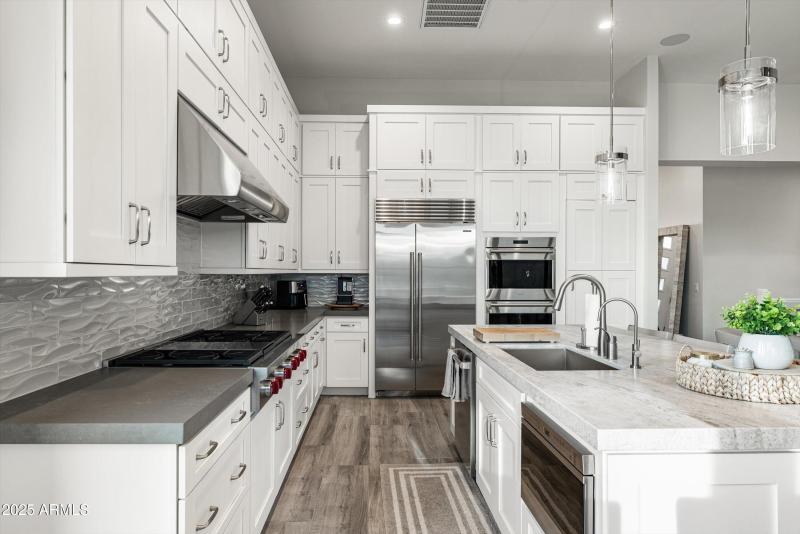 09-15941 E Ridgestone Dr, Fountain Hills