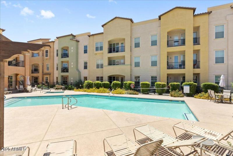 02-14575 W Mountain View Blvd-011