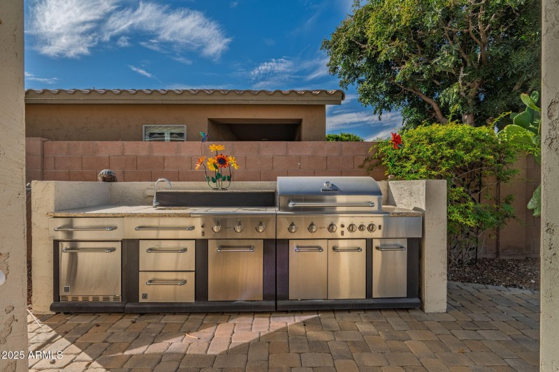 bbq-40558 W Park Hill Drive-38