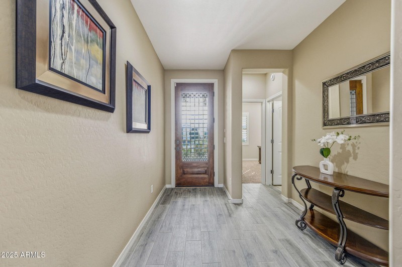 entryway-40558 W Park Hill Drive-8