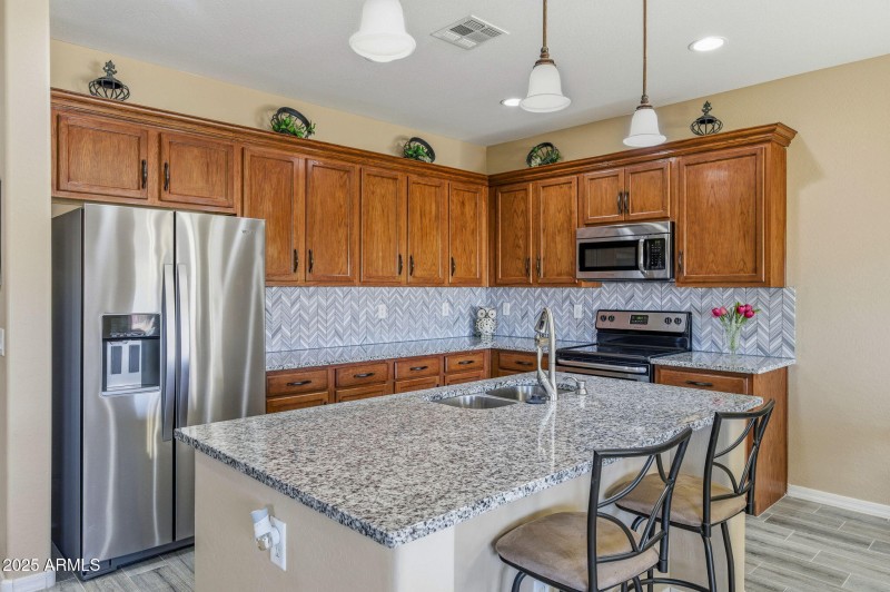 kitchen-40558 W Park Hill Drive-20