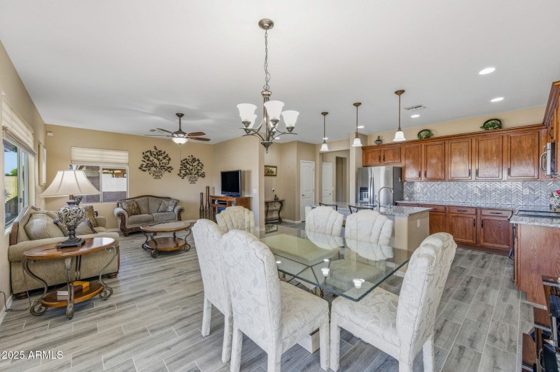 living space-40558 W Park Hill Drive-22