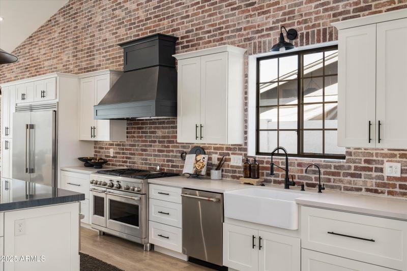 15-4208 N 41st Pl (15 of 78)