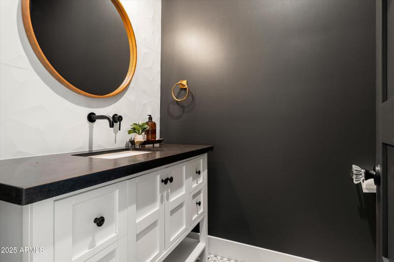 41-4208 N 41st Pl (44 of 78)