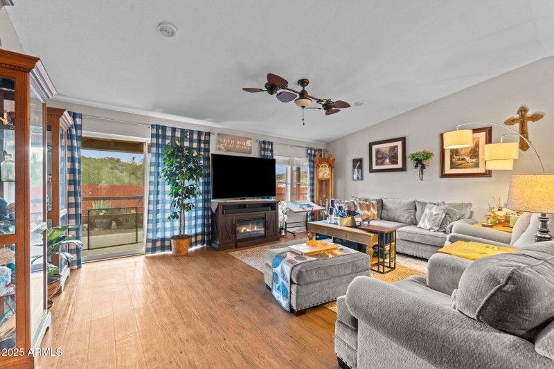 20-web-or-mls-DSC07838