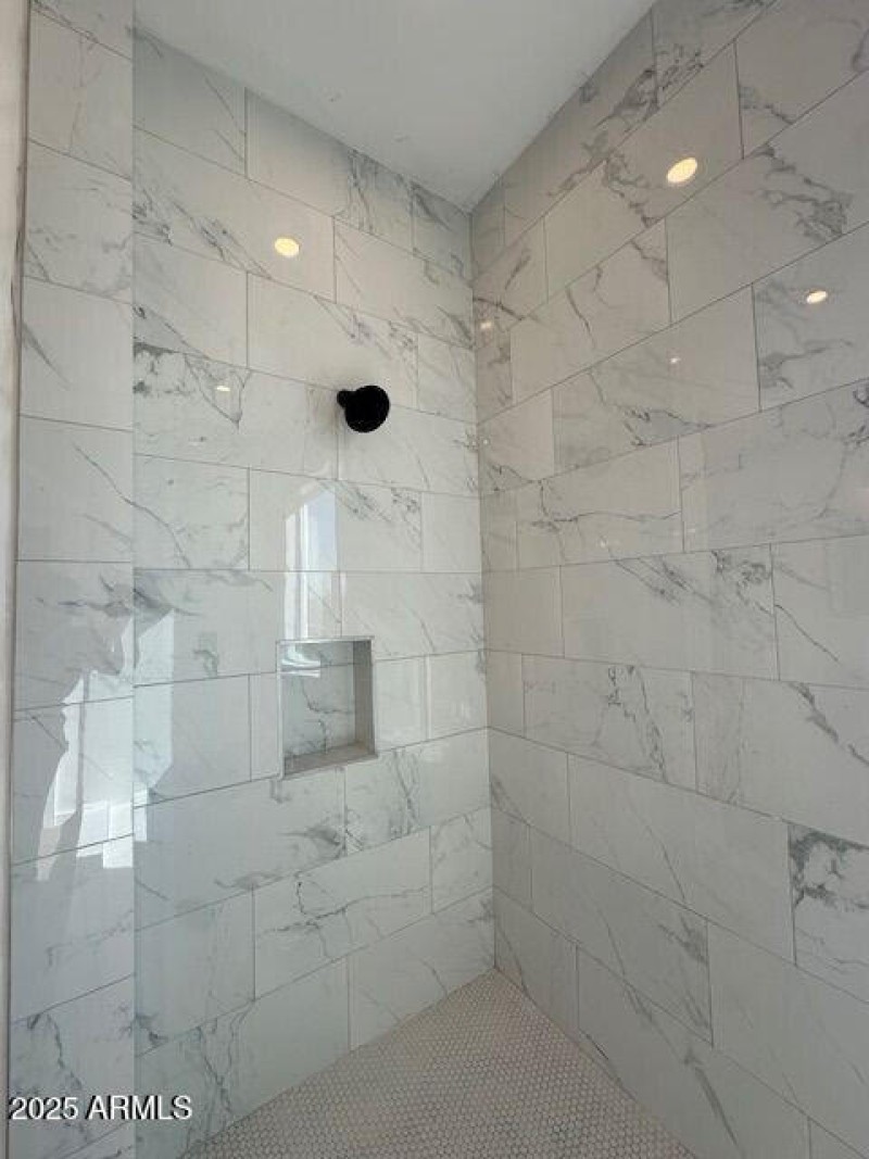 5022S35thAve_62986_23