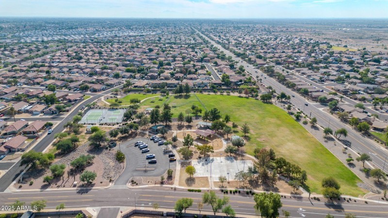 10617 W Daley Ln Drone-17