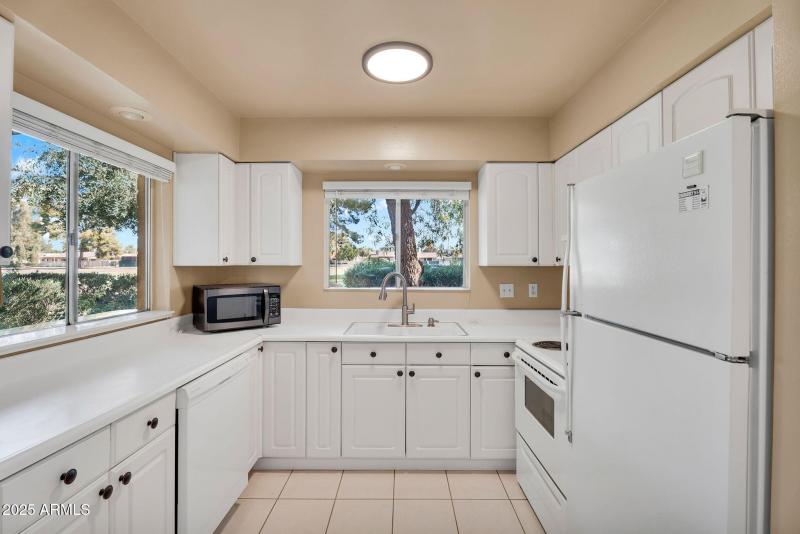 7-web-or-mls-725 S Power rd 104-6