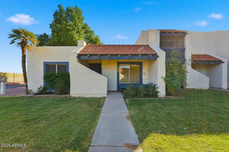 5406 W El Caminito Dr-03