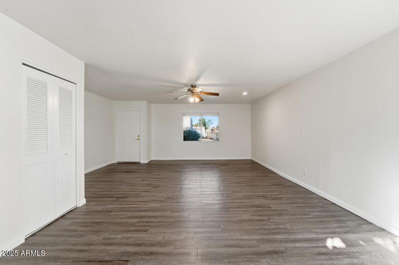 5406 W El Caminito Dr-09