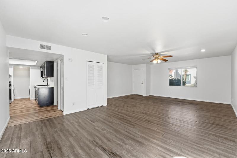 5406 W El Caminito Dr-10