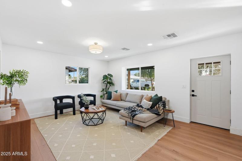 6-web-or-mls-006_ListerPros