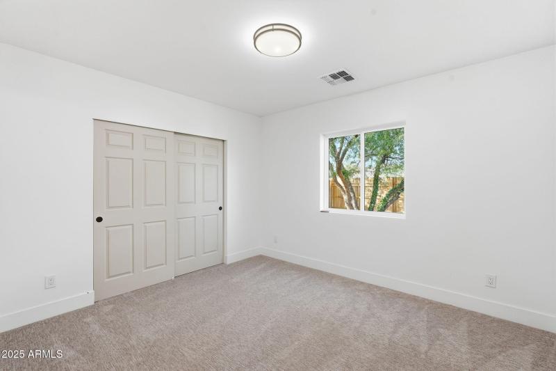 29-web-or-mls-029_ListerPros