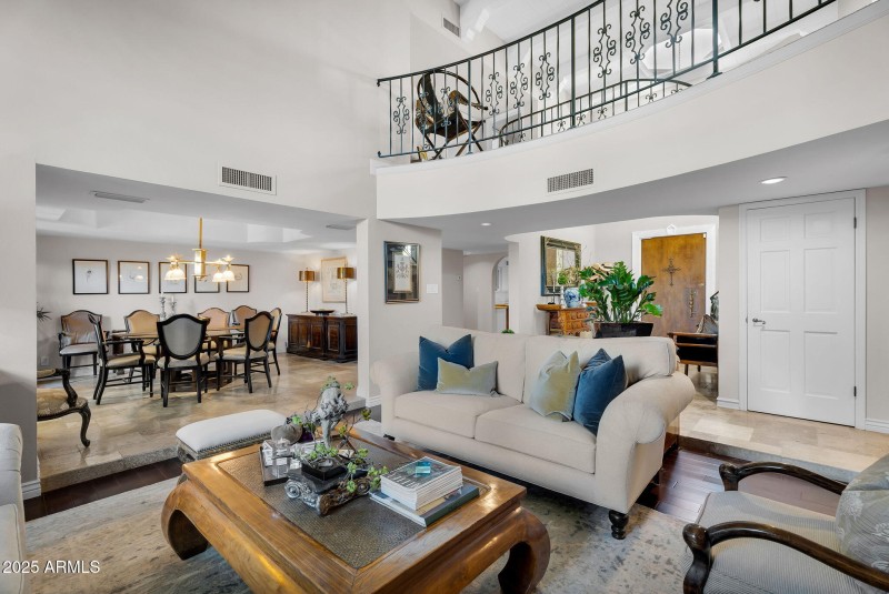 Living/dining room transition