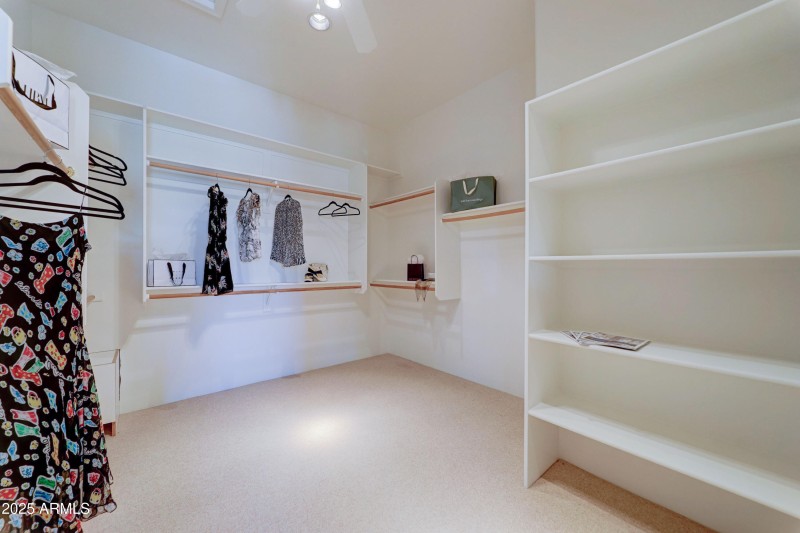 6841 E Quail Hideaway Ln-25