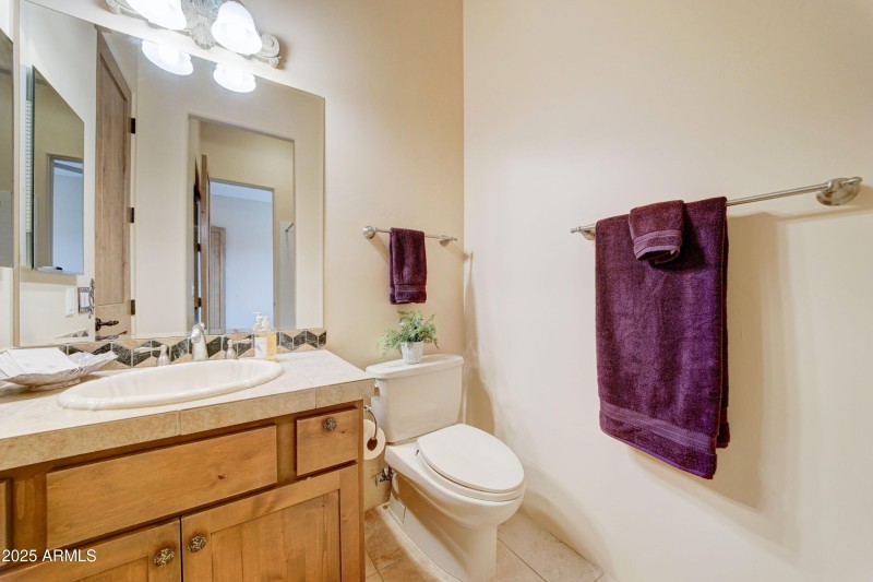 6841 E Quail Hideaway Ln-35