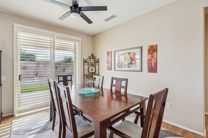 11-web-or-mls-W Gunsight Dr-S1411-011