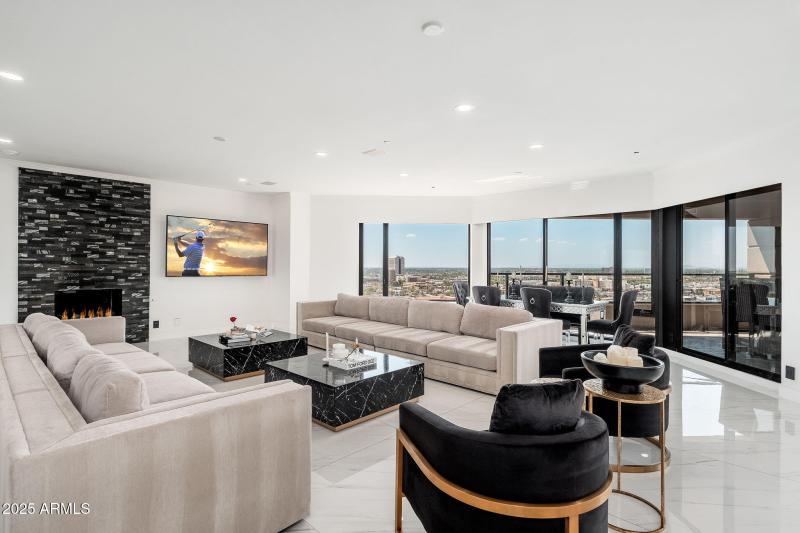 1040 E Osborn Rd UNIT 1703 - 03