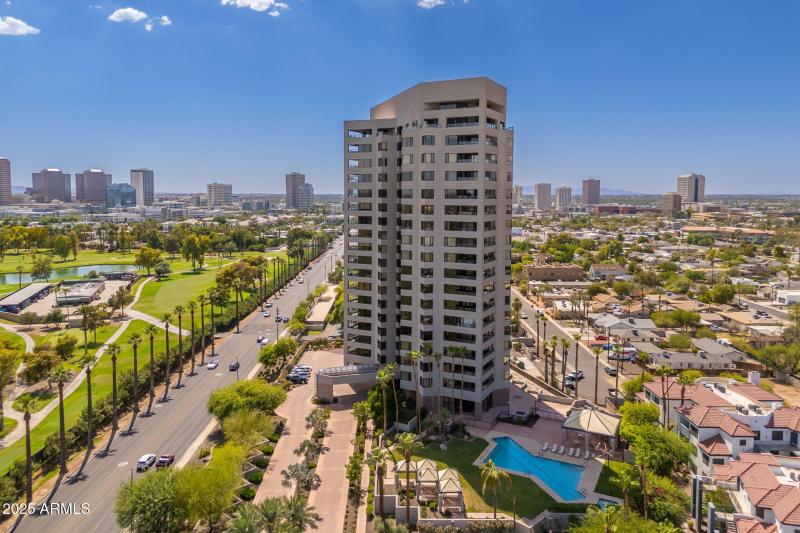 1040 E Osborn Rd UNIT 1703 - 52