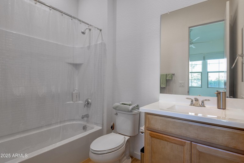 009_photo9_10147_e_thunderbolt_ave_mesa_