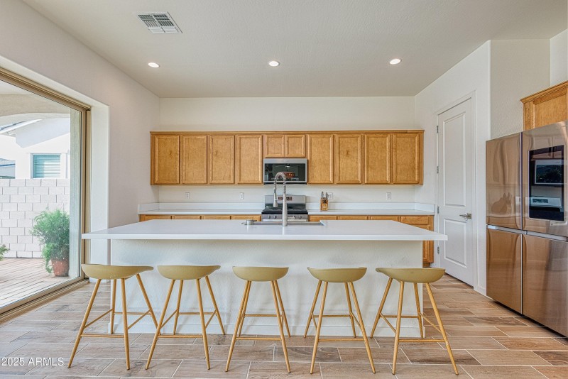 017_photo16_10147_e_thunderbolt_ave_mesa