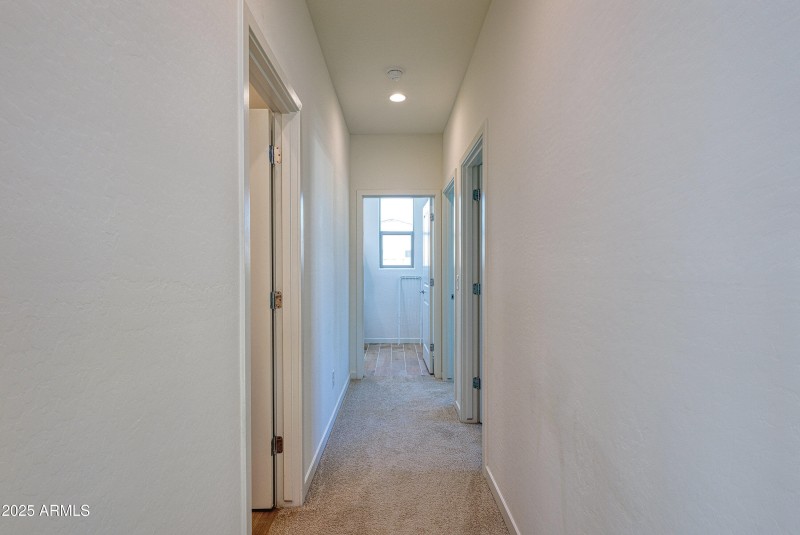 029_photo27_10147_e_thunderbolt_ave_mesa